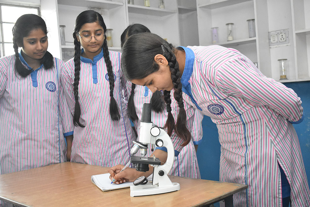 OUR BIOLOGY LAB